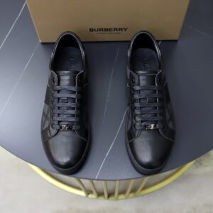 Burberry Canvas Black