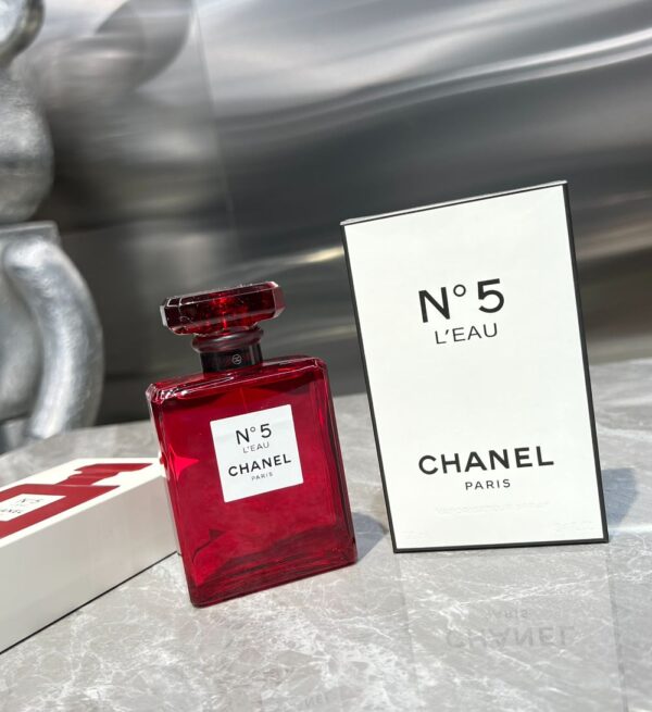 Chanel Perfume No 5 L'Eau Red Edition, 2018