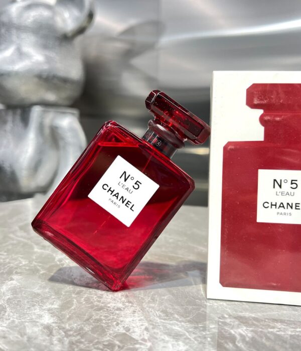 Chanel Perfume No 5 L'Eau Red Edition, 2018