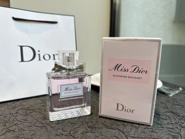 Dior Perfume Miss Dior Blooming Bouquet, 2023