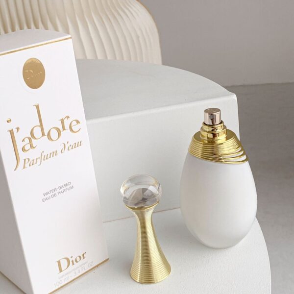 Dior Perfume J'adore Parfum d'Eau, 2022