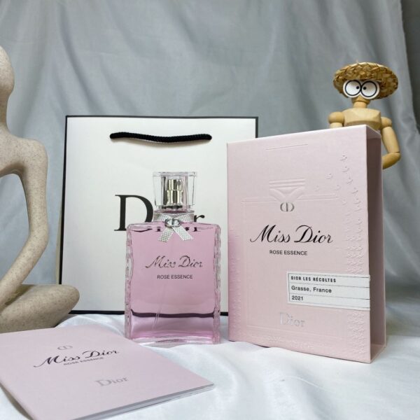 Dior Perfume Miss Dior Rose Essence, 2022