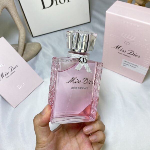 Dior Perfume Miss Dior Rose Essence, 2022