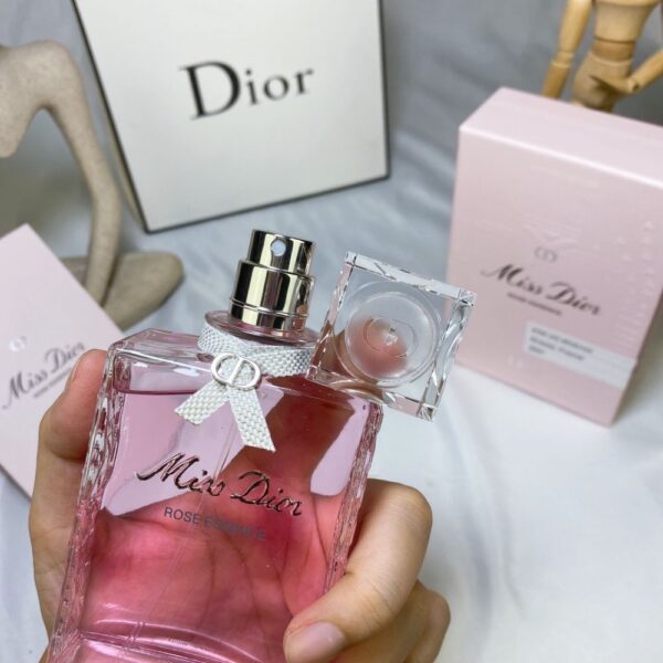 Dior Perfume Miss Dior Rose Essence, 2022