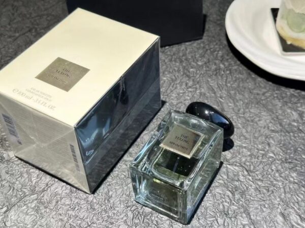 Giorgio Armani PRIVÉ
