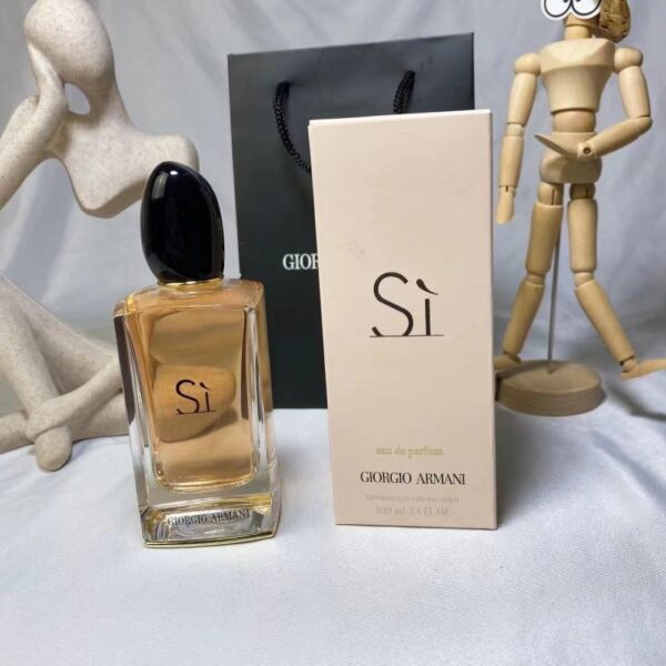 Giorgio Armani  Si, 2013