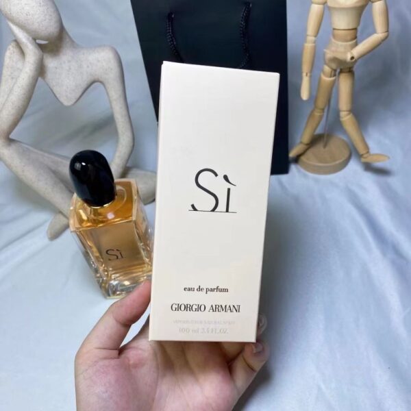 Giorgio Armani  Si, 2013